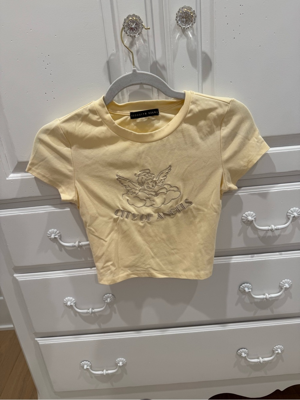 Brooklyn Karma Yellow 'City of Angels' Crop Tee
